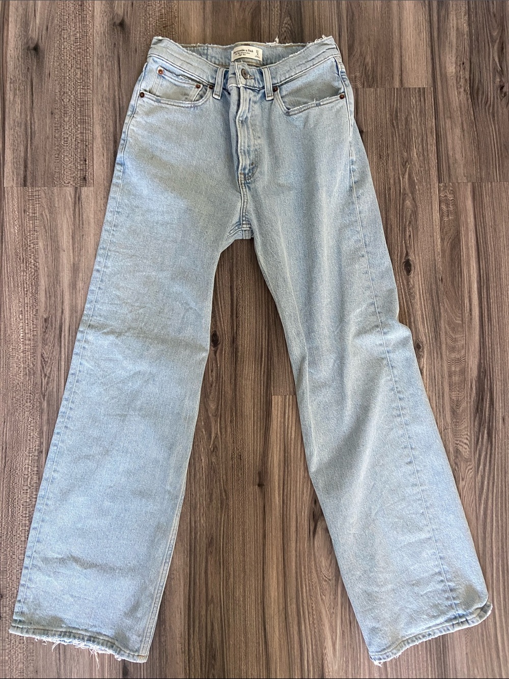 Abercrombie & Fitch 90s Relaxed High Rise Jeans